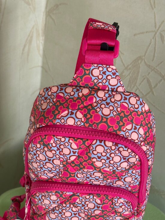 VERA BRADLEY X DISNEY LORMAN SLING BACKPACK:NWT MICKEY MOUSE KALEIDOSCOPE PINK main image 8